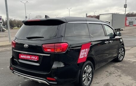 KIA Carnival III, 2019 год, 2 900 000 рублей, 4 фотография