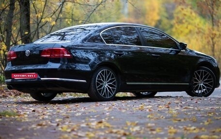 Volkswagen Passat B7, 2011 год, 1 070 000 рублей, 4 фотография