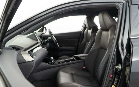 Toyota C-HR I рестайлинг, 2019 год, 2 098 099 рублей, 8 фотография