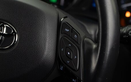 Toyota C-HR I рестайлинг, 2019 год, 2 098 099 рублей, 13 фотография