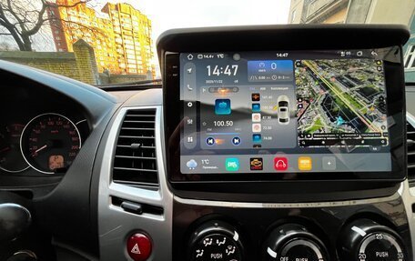 Mitsubishi Pajero Sport II рестайлинг, 2011 год, 1 950 000 рублей, 11 фотография