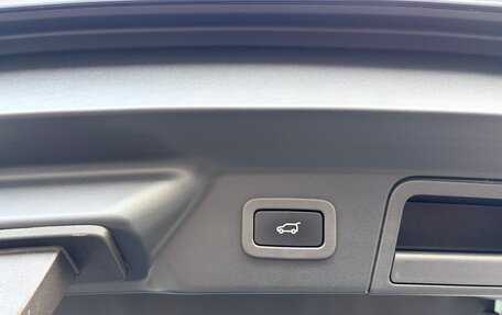 Land Rover Range Rover Velar I, 2017 год, 3 900 000 рублей, 11 фотография