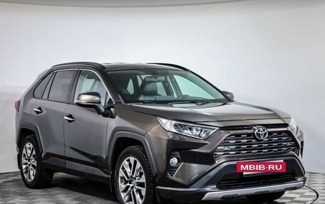 Toyota RAV4, 2019 год, 2 549 000 рублей, 3 фотография