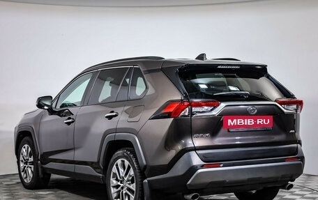Toyota RAV4, 2019 год, 2 549 000 рублей, 7 фотография