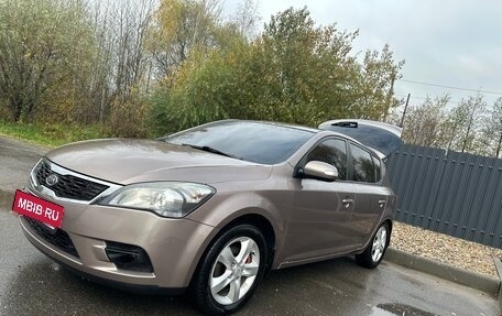 KIA cee'd I рестайлинг, 2012 год, 565 000 рублей, 1 фотография