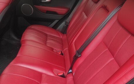 Land Rover Range Rover Evoque I, 2015 год, 2 600 000 рублей, 7 фотография