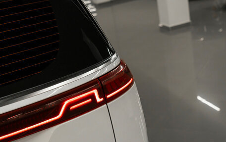 KIA Carnival, 2021 год, 3 850 000 рублей, 31 фотография