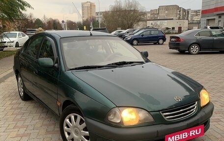 Toyota Avensis III рестайлинг, 1999 год, 250 000 рублей, 8 фотография