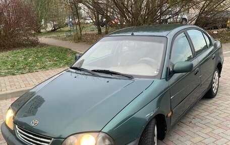 Toyota Avensis III рестайлинг, 1999 год, 250 000 рублей, 3 фотография