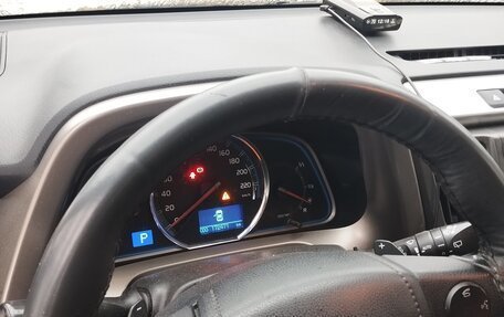 Toyota RAV4, 2013 год, 1 750 000 рублей, 8 фотография