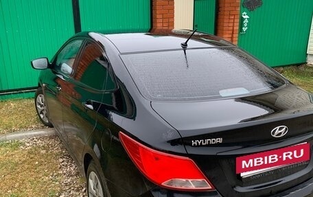 Hyundai Solaris II рестайлинг, 2015 год, 660 000 рублей, 3 фотография