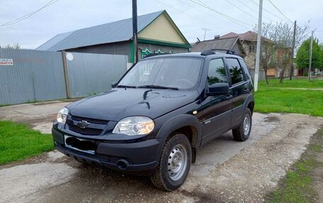 Chevrolet Niva I рестайлинг, 2016 год, 735 000 рублей, 5 фотография