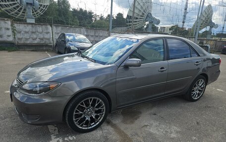 Toyota Camry V40, 2005 год, 830 000 рублей, 4 фотография