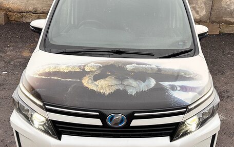 Toyota Voxy III, 2016 год, 1 750 000 рублей, 11 фотография