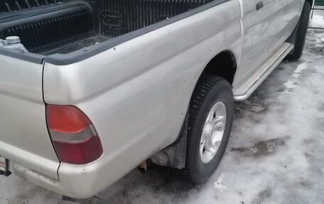 Mitsubishi L200 III рестайлинг, 2005 год, 793 000 рублей, 9 фотография