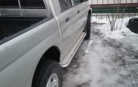 Mitsubishi L200 III рестайлинг, 2005 год, 793 000 рублей, 12 фотография