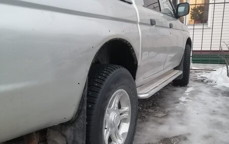 Mitsubishi L200 III рестайлинг, 2005 год, 793 000 рублей, 14 фотография