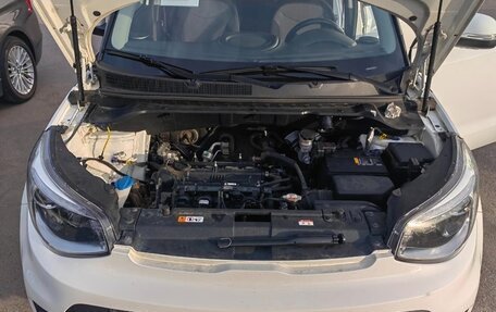 KIA Soul II рестайлинг, 2017 год, 1 700 000 рублей, 10 фотография