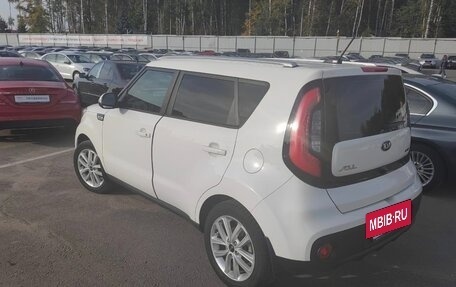 KIA Soul II рестайлинг, 2017 год, 1 700 000 рублей, 15 фотография