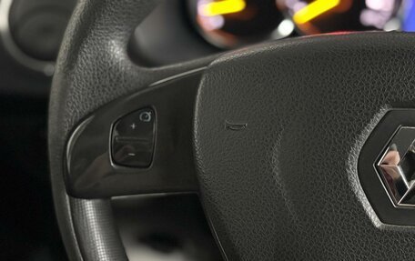 Renault Logan II, 2016 год, 693 000 рублей, 13 фотография