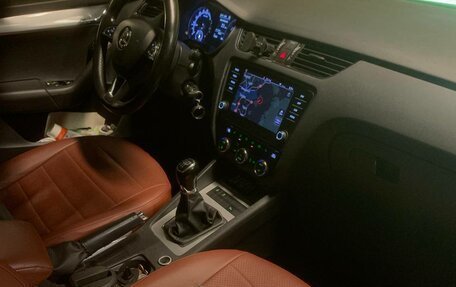 Skoda Octavia, 2018 год, 1 850 000 рублей, 18 фотография