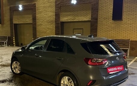 KIA cee'd III, 2019 год, 1 600 000 рублей, 4 фотография