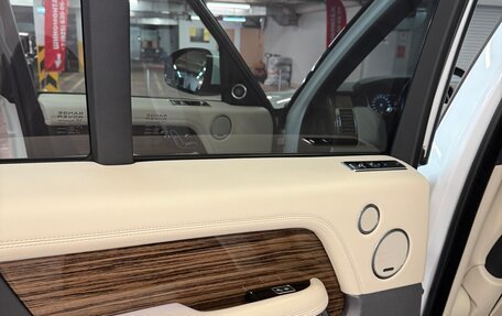 Land Rover Range Rover IV рестайлинг, 2018 год, 5 950 000 рублей, 11 фотография