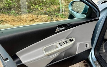 Volkswagen Passat B6, 2005 год, 560 000 рублей, 21 фотография