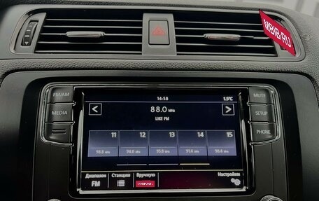 Volkswagen Jetta VI, 2011 год, 1 099 000 рублей, 16 фотография