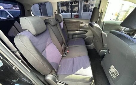 Toyota Wish II, 2017 год, 1 117 000 рублей, 27 фотография