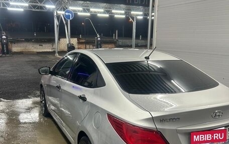 Hyundai Solaris II рестайлинг, 2014 год, 850 000 рублей, 4 фотография