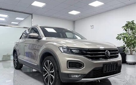Volkswagen T-Roc I, 2022 год, 1 510 275 рублей, 4 фотография