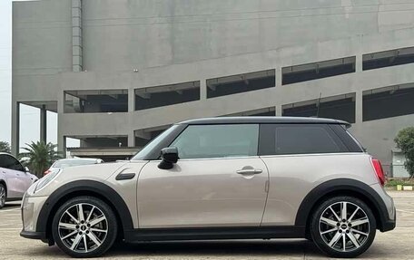 MINI Clubman, 2022 год, 1 773 000 рублей, 4 фотография