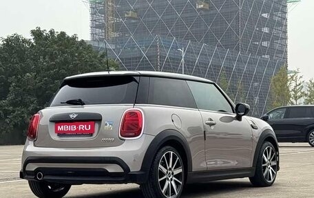 MINI Clubman, 2022 год, 1 773 000 рублей, 5 фотография