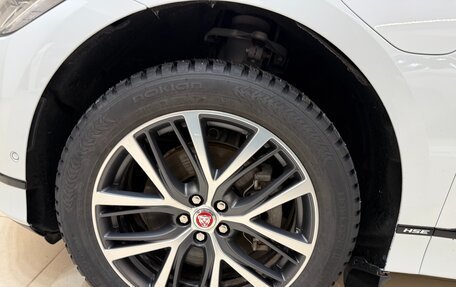 Jaguar I-Pace I, 2020 год, 3 900 000 рублей, 23 фотография