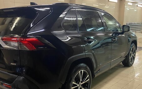 Toyota RAV4, 2020 год, 4 200 000 рублей, 3 фотография