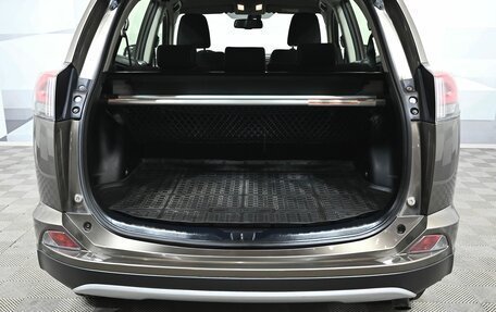 Toyota RAV4, 2016 год, 2 400 000 рублей, 6 фотография