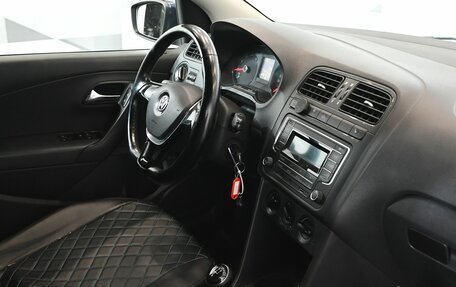 Volkswagen Polo VI (EU Market), 2016 год, 820 000 рублей, 11 фотография