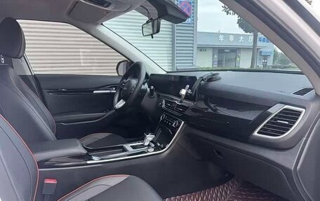 KIA Seltos I, 2024 год, 1 730 007 рублей, 8 фотография