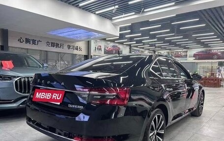 Skoda Superb III рестайлинг, 2025 год, 2 000 300 рублей, 5 фотография