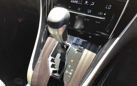 Toyota Harrier, 2020 год, 2 320 000 рублей, 36 фотография