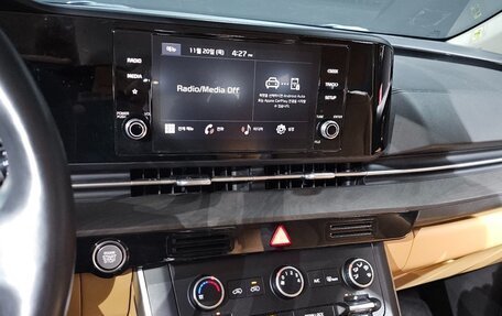 KIA Carnival, 2022 год, 5 400 000 рублей, 18 фотография