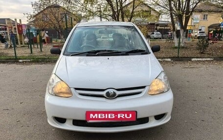 Toyota Platz, 2003 год, 395 000 рублей, 2 фотография