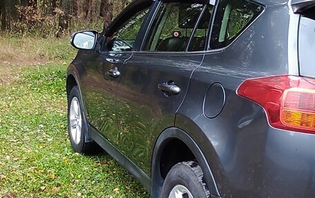 Toyota RAV4, 2014 год, 1 800 000 рублей, 4 фотография