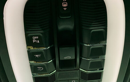 Porsche Cayenne III, 2015 год, 4 025 000 рублей, 16 фотография