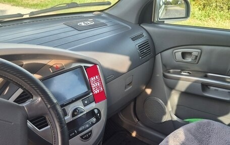 KIA Carens I (RS), 2004 год, 315 000 рублей, 11 фотография