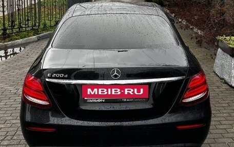 Mercedes-Benz E-Класс, 2020 год, 2 600 000 рублей, 8 фотография