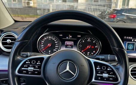Mercedes-Benz E-Класс, 2020 год, 2 600 000 рублей, 24 фотография