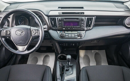 Toyota RAV4, 2018 год, 2 649 000 рублей, 11 фотография