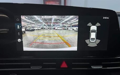 Hyundai Elantra, 2024 год, 1 750 000 рублей, 18 фотография